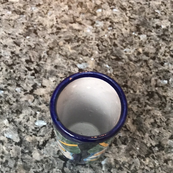 Free with purchase Mexican Talavera Peace Lily glass/vase - Picture 5 of 6